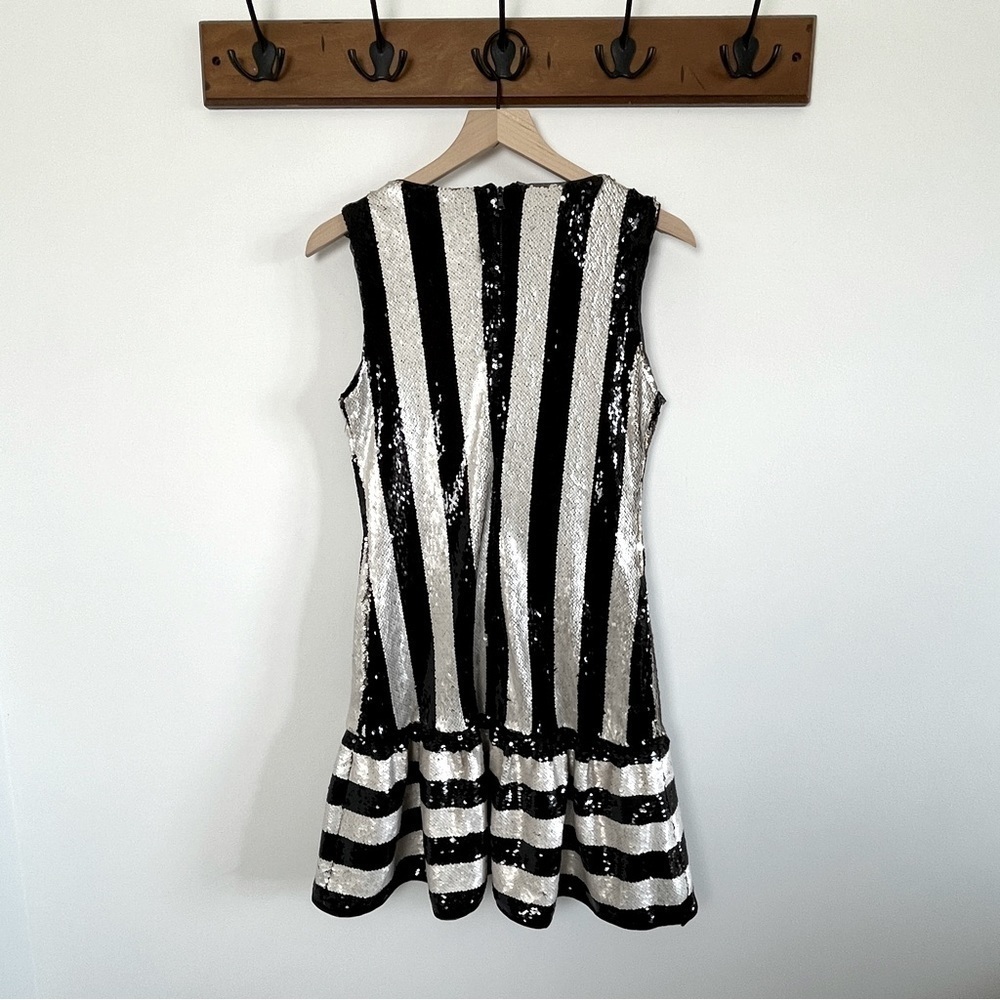 Betsey Johnson Black & Ivory Striped Sequin Ruffle Hem Mini Dress. Size 2. #630 - Picture 7 of 9